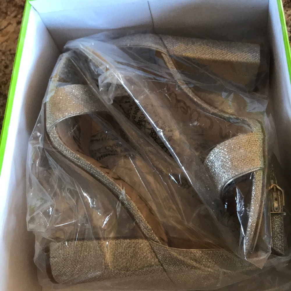 Sam Edelman Gold Glitter Ankle-Strap Block Heel Sandals - Picture 5 of 5